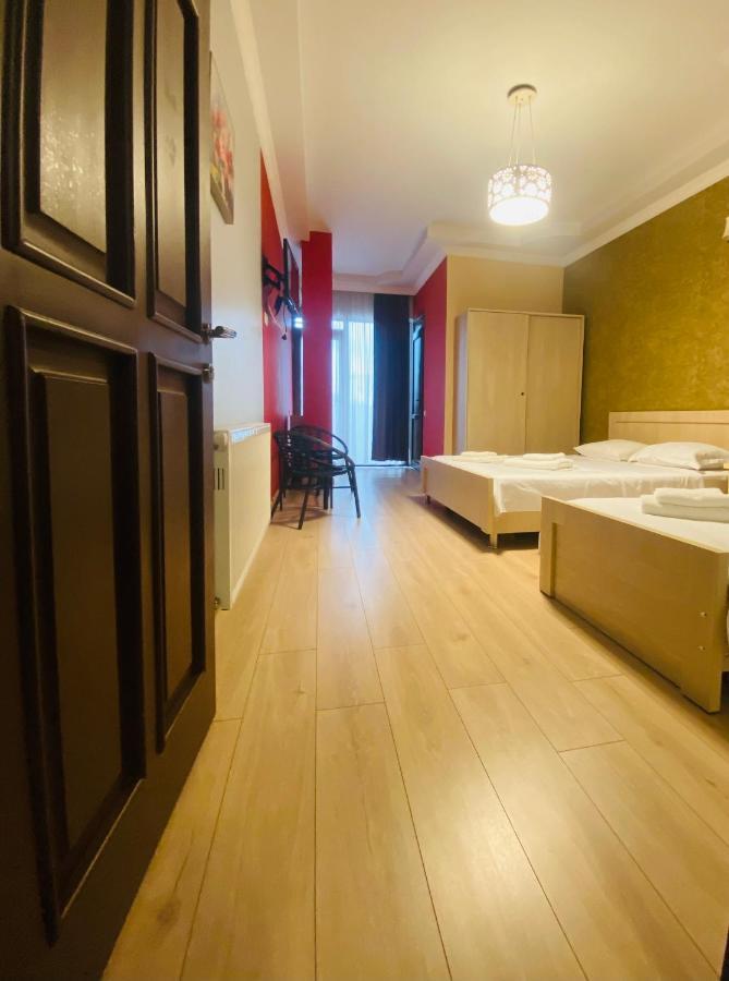 Hotel Phaliashvili Batumi Eksteriør bilde