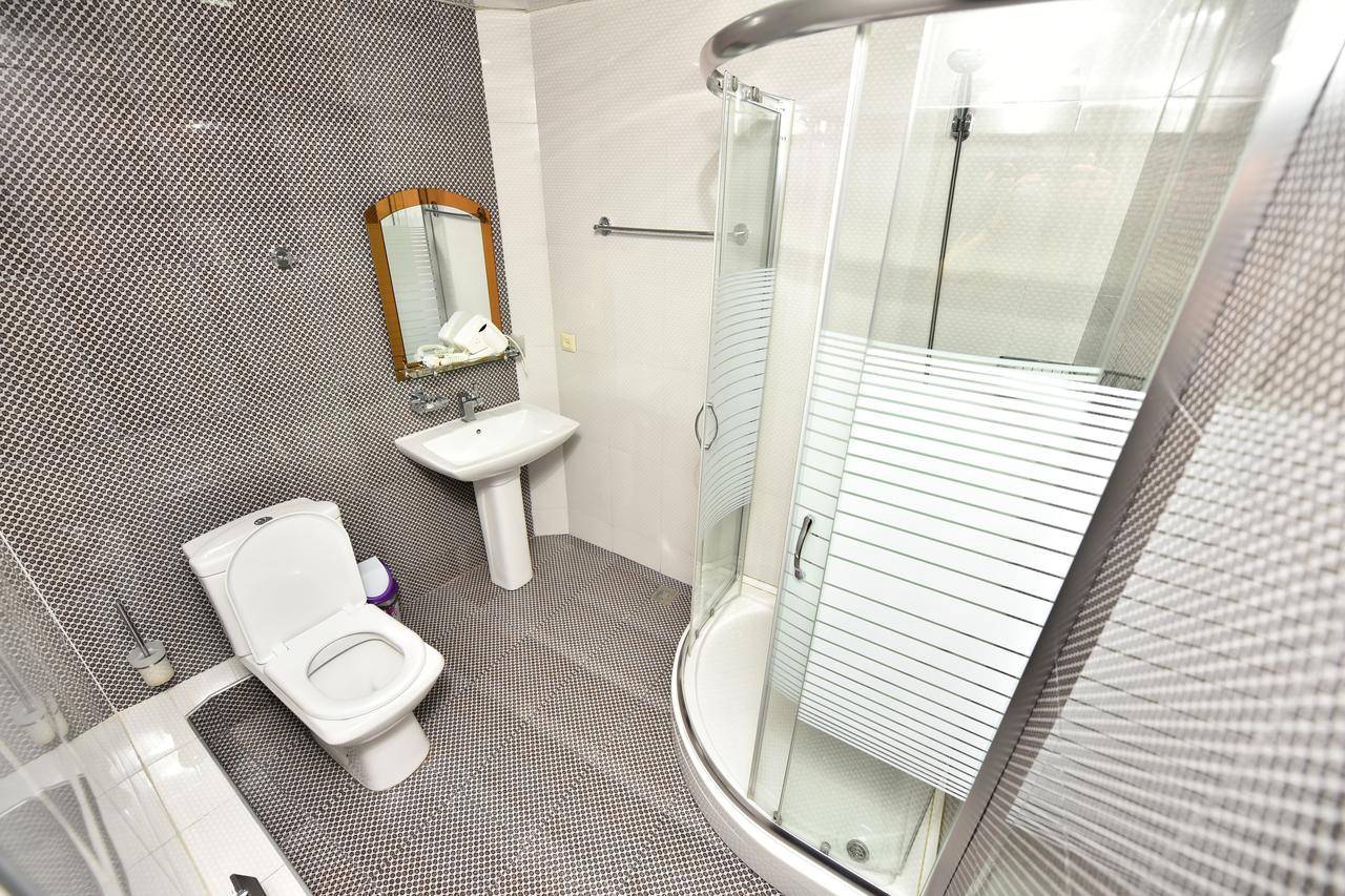 Hotel Phaliashvili Batumi Eksteriør bilde