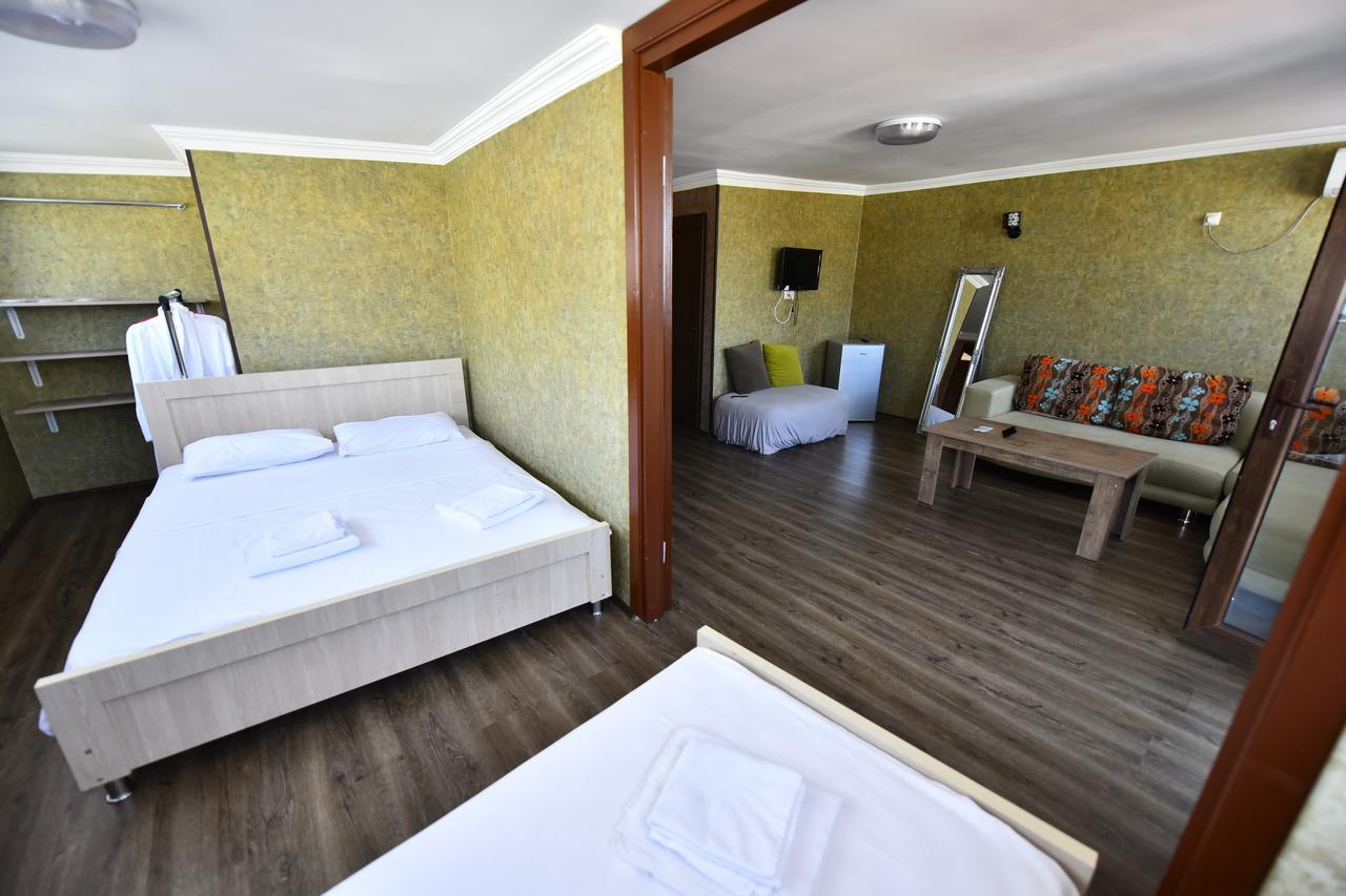 Hotel Phaliashvili Batumi Eksteriør bilde